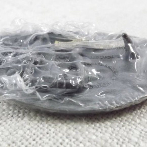 National Finals Rodeo 2000 Hesston Belt Buckle - Picture 6 of 6